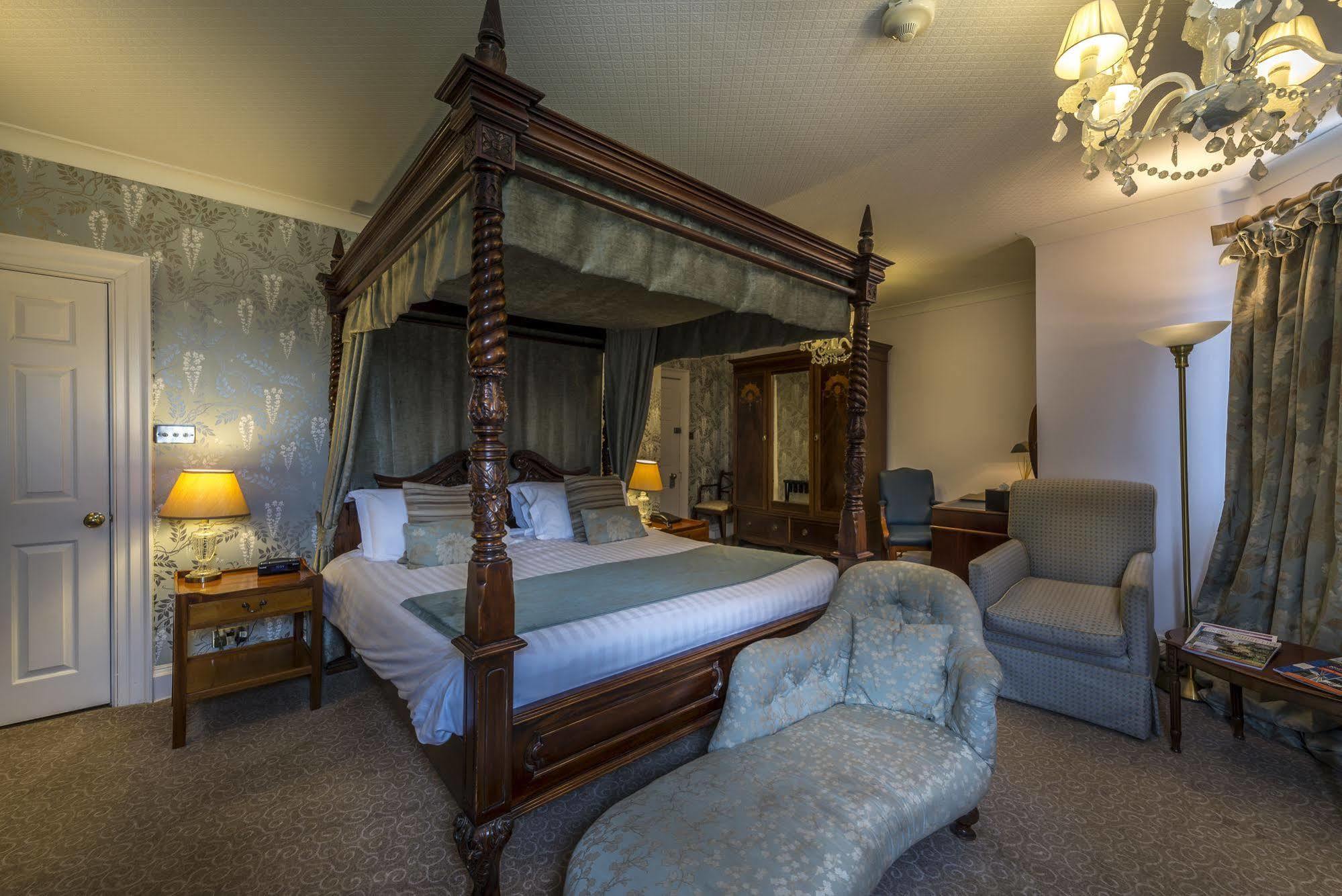 Hall 4* Washingborough